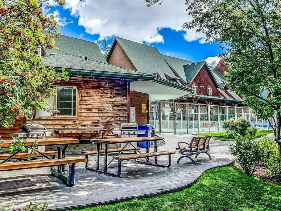 Mystic Getaway Canmore Exterior foto